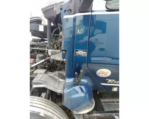 KENWORTH T680 COWL