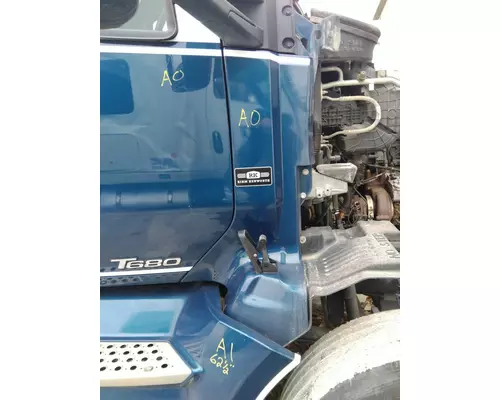 KENWORTH T680 COWL