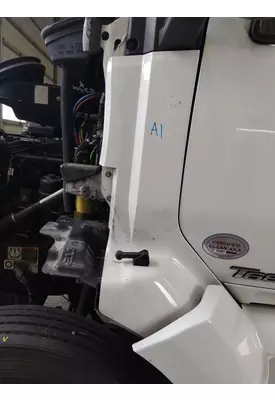 KENWORTH T680 COWL