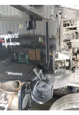 KENWORTH T680 COWL