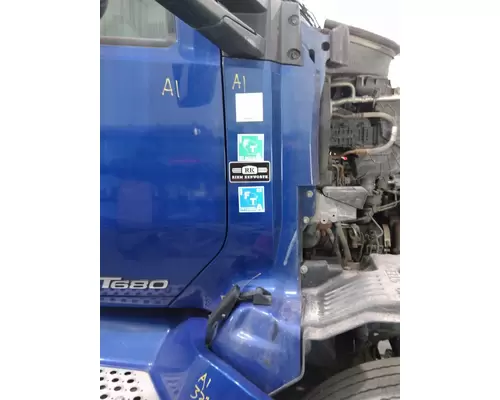 KENWORTH T680 COWL