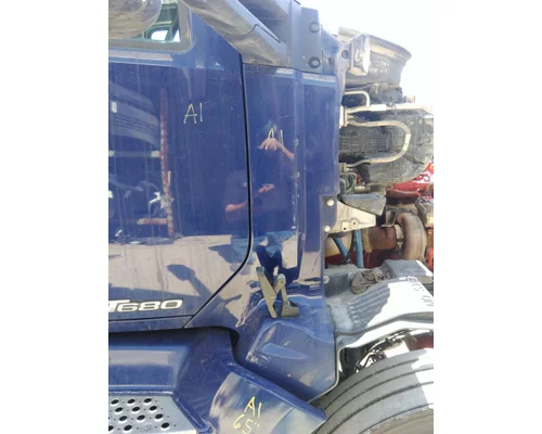 KENWORTH T680 COWL
