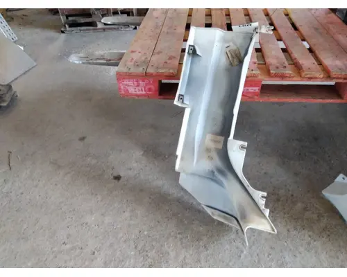 KENWORTH T680 COWL
