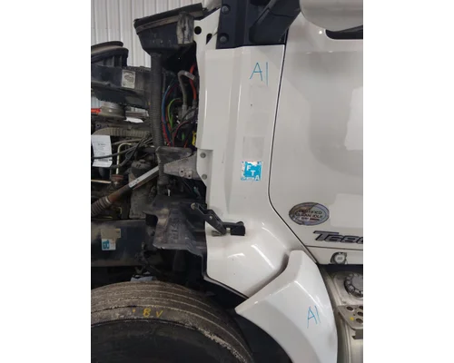 KENWORTH T680 COWL