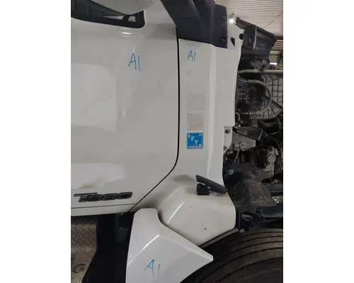 KENWORTH T680 COWL