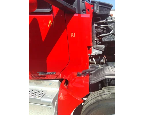 KENWORTH T680 COWL