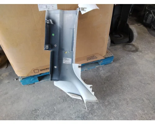 KENWORTH T680 COWL