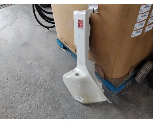 KENWORTH T680 COWL