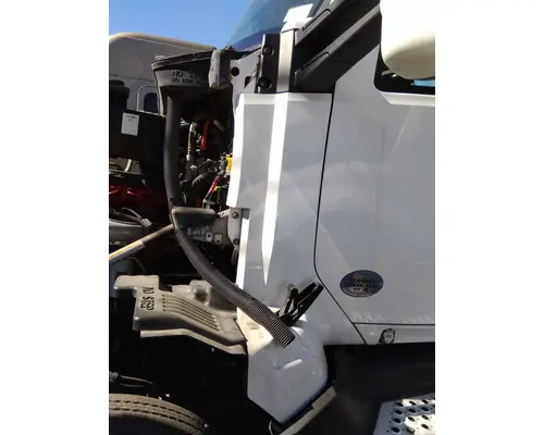 KENWORTH T680 COWL
