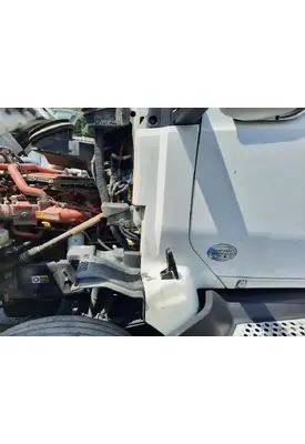 KENWORTH T680 COWL