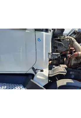 KENWORTH T680 COWL