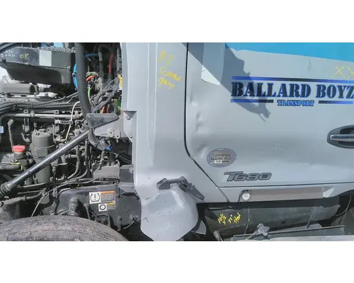 KENWORTH T680 COWL