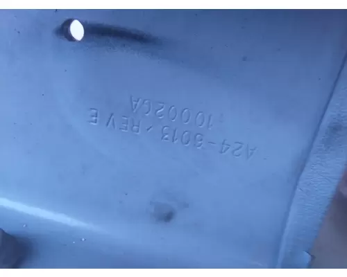 KENWORTH T680 CROSSMEMBER