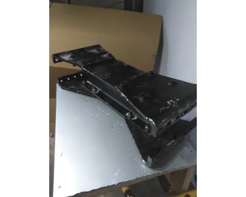 KENWORTH T680 CROSSMEMBER