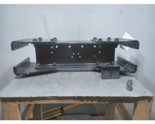 KENWORTH T680 CROSSMEMBER