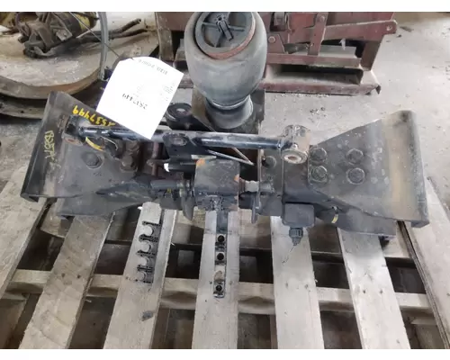 KENWORTH T680 CROSSMEMBER