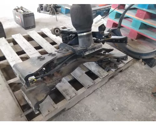 KENWORTH T680 CROSSMEMBER