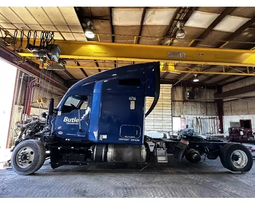 KENWORTH T680 Cab Assembly