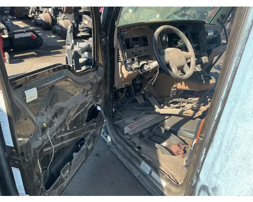 KENWORTH T680 Cab Assembly