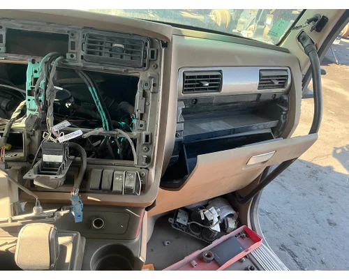 KENWORTH T680 Cab Assembly