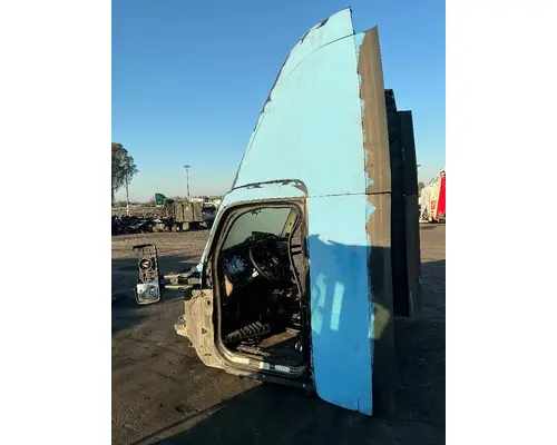 KENWORTH T680 Cab Assembly