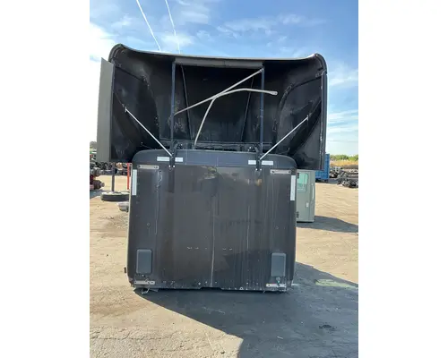 KENWORTH T680 Cab Assembly