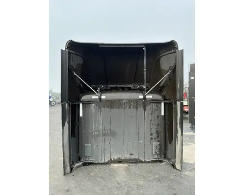 KENWORTH T680 Cab Assembly