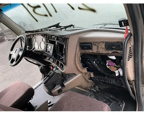 KENWORTH T680 Cab Assembly