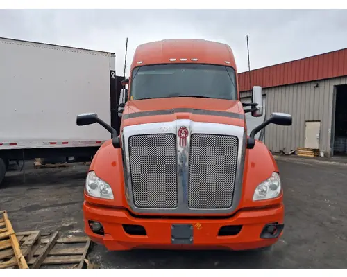 KENWORTH T680 Cab Assembly