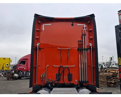 KENWORTH T680 Cab Assembly