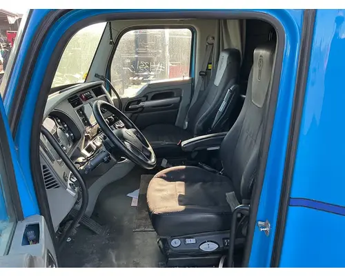 KENWORTH T680 Cab Assembly