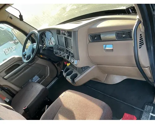 KENWORTH T680 Cab Assembly