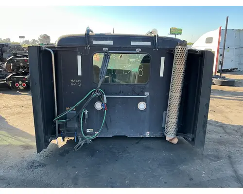 KENWORTH T680 Cab Assembly