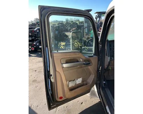 KENWORTH T680 Cab Assembly