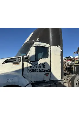 KENWORTH T680 Cab Assembly