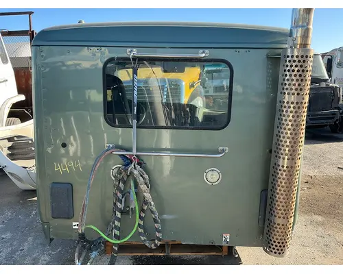 KENWORTH T680 Cab Assembly