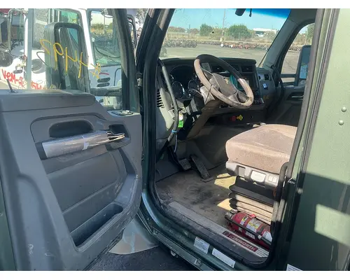 KENWORTH T680 Cab Assembly