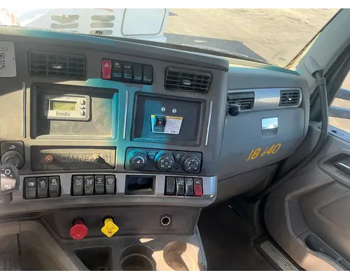 KENWORTH T680 Cab Assembly