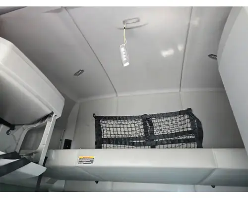 KENWORTH T680 Cab Assembly