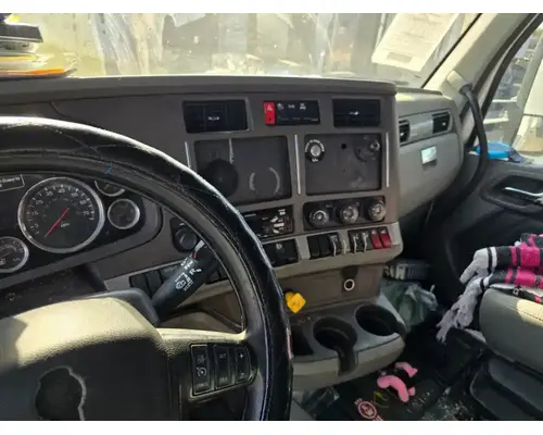 KENWORTH T680 Cab Assembly