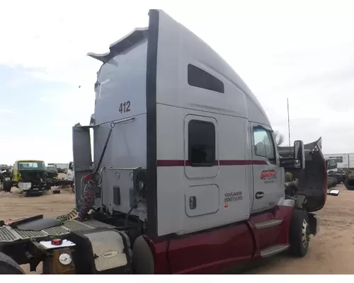 KENWORTH T680 Cab Clip