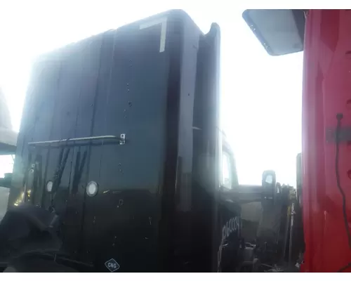 KENWORTH T680 Cab Clip