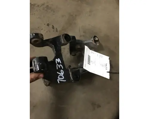 KENWORTH T680 Cab Mount 119