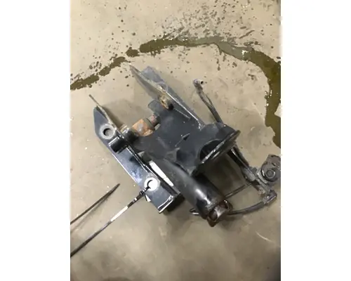 KENWORTH T680 Cab Mount 119
