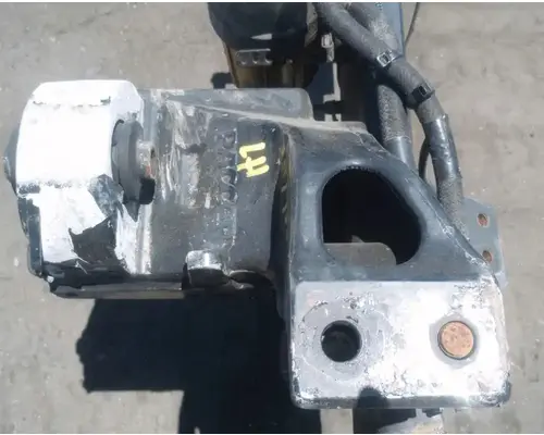 KENWORTH T680 Cab Mount Bracket
