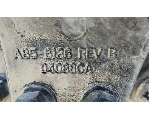 KENWORTH T680 Cab Mount Bracket