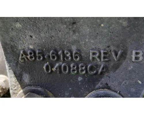 KENWORTH T680 Cab Mount Bracket