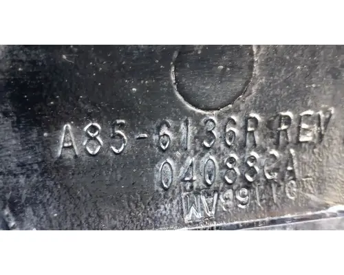 KENWORTH T680 Cab Mount Bracket