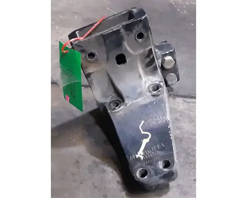 KENWORTH T680 Cab Mount Bracket