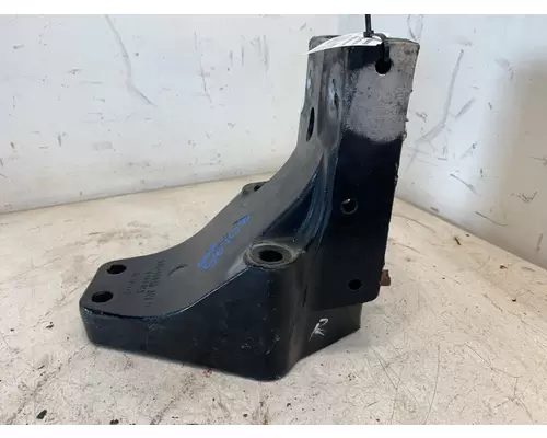 KENWORTH T680 Cab Mount